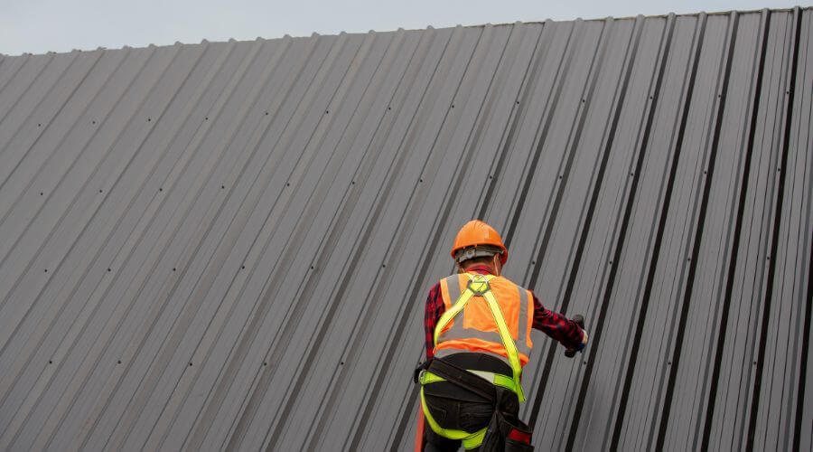 Professional metal roof installation services in Dade City, FL